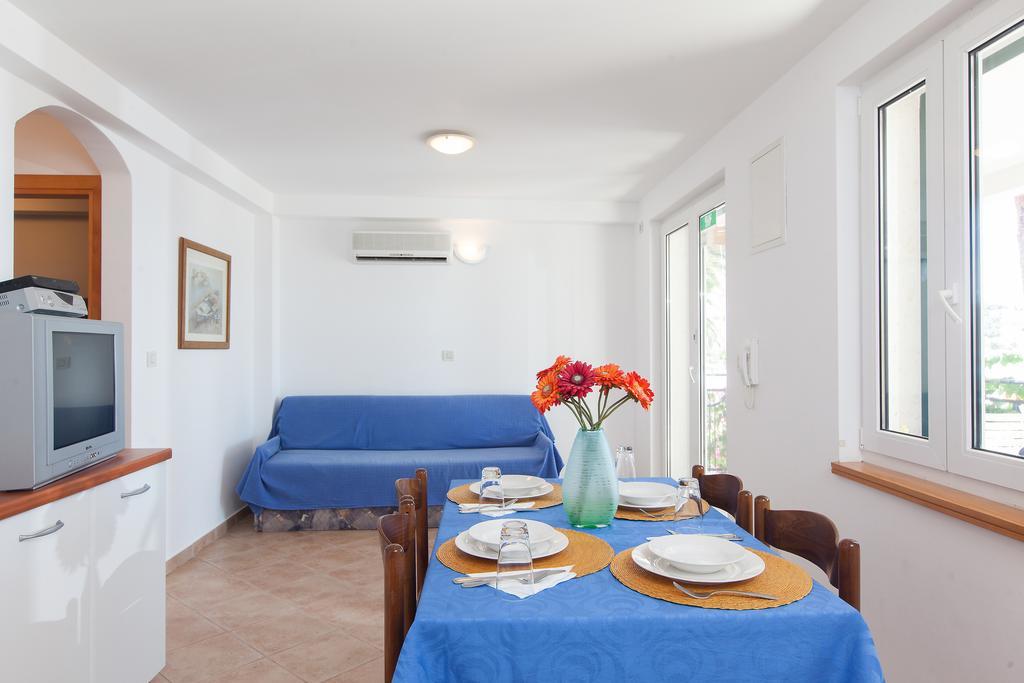 Villa Helena Podgora Zimmer foto